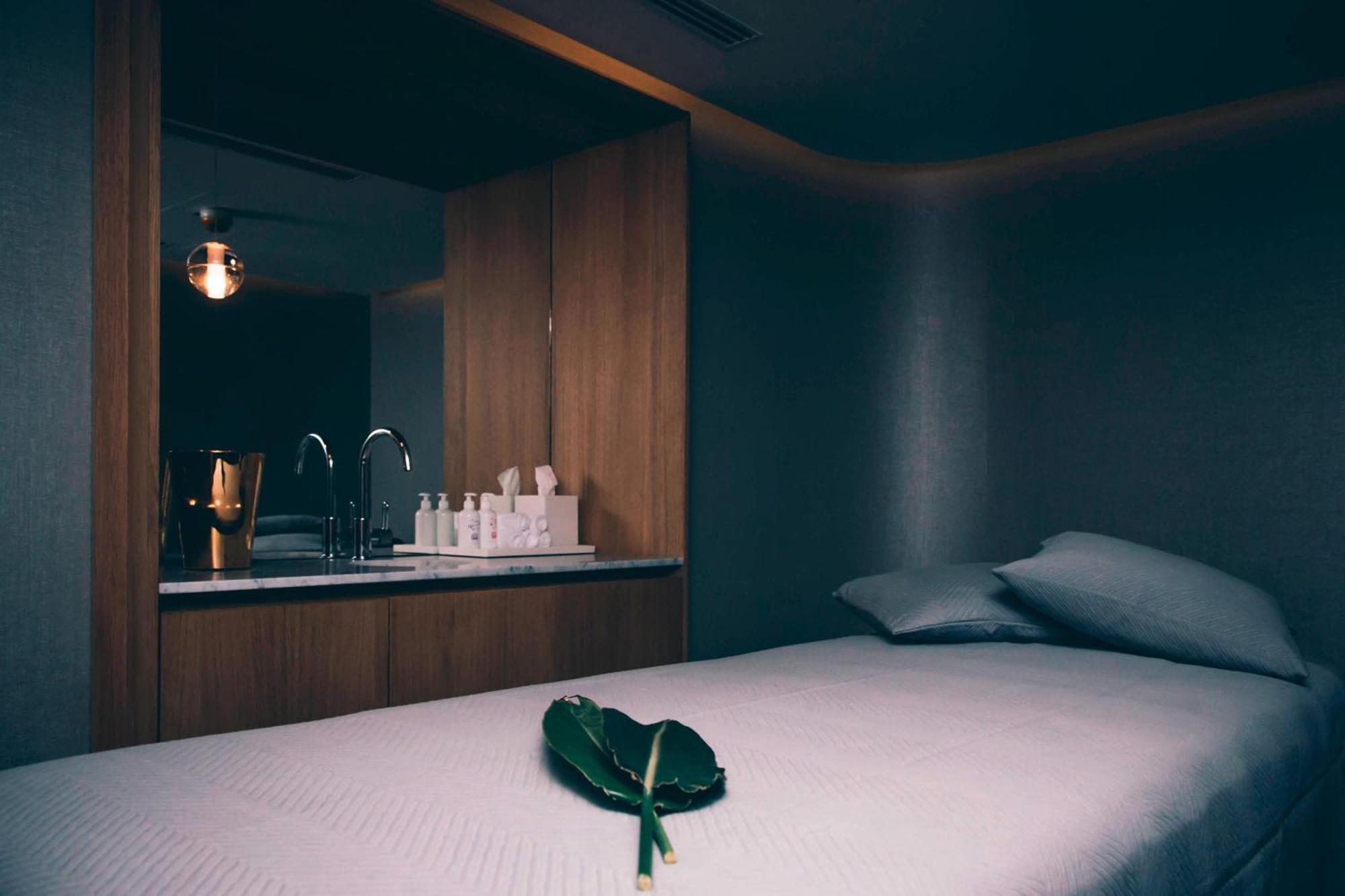 루머스 뮌헨, 오토그래프 컬렉션 호텔 외부 사진 A treatment room at the spa