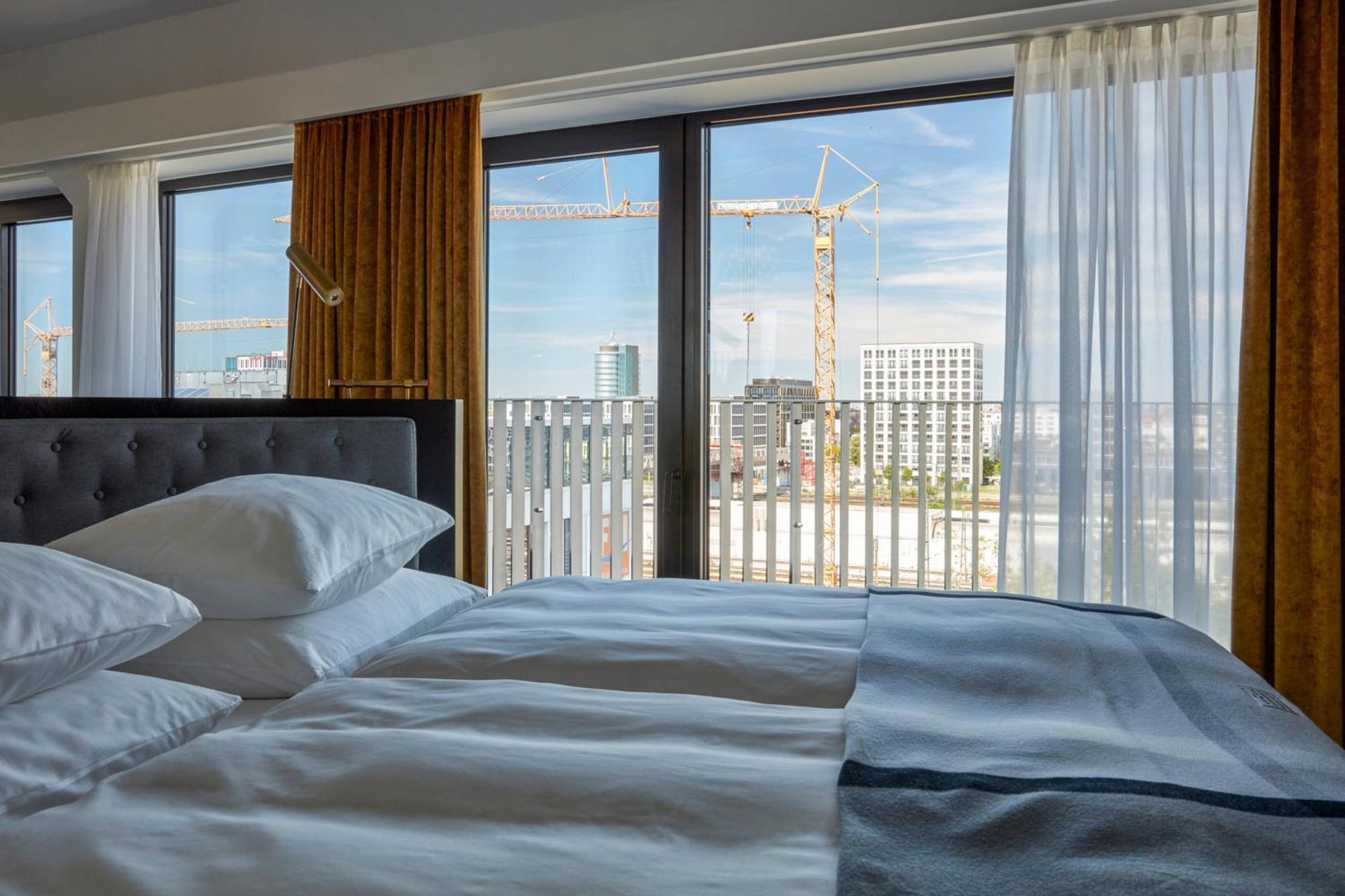루머스 뮌헨, 오토그래프 컬렉션 호텔 외부 사진 A room at the hotel